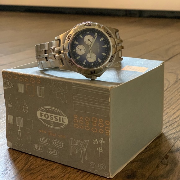 Fossil Other - Fossil Blue Wristwatch